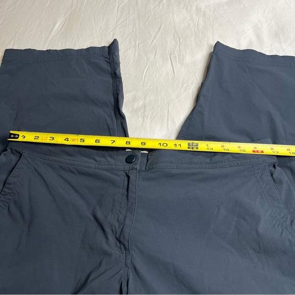 LL Bean Capri Soft Shell Pants - Picture 9 of 12